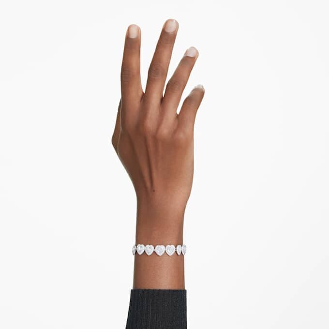 Ariana Grande X Swarovski Armband mit gemischten Schliffen, Herz, Weiß, rhodiniert Ariana Grande X Swarovski Armband mit gemischten Schliffen, Herz, Weiß, rhodiniert