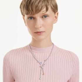 Ariana Grande X Swarovski Halskette mit gemischten Schliffformen, Libelle, mehrfarbig, rhodiniert Ariana Grande X Swarovski Halskette mit gemischten Schliffformen, Libelle, mehrfarbig, rhodiniert