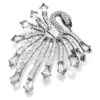 Die Brosche „Swan“ aus der Vienna-Kollektion, weiß, rutheniumbeschichtet Die Brosche „Swan“ aus der Vienna-Kollektion, weiß, rutheniumbeschichtet