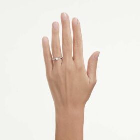 Eternity-Solitärring mit im Labor gezüchteten Diamanten, 0,25 Karat insgesamt, runde Form, Sterlingsilber Eternity-Solitärring mit im Labor gezüchteten Diamanten, 0,25 Karat insgesamt, runde Form, Sterlingsilber