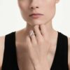 Galaxy-Bypass-Ring mit im Labor gezüchteten Diamanten, 1,25 Karat insgesamt, verschiedene Formen, 14-karätiges Weißgold Galaxy-Bypass-Ring mit im Labor gezüchteten Diamanten, 1,25 Karat insgesamt, verschiedene Formen, 14-karätiges Weißgold