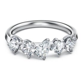Galaxy Ring – Laborgezüchtete Diamanten, 1 Karat insgesamt, verschiedene Schliffformen, 14 Karat Weißgold Galaxy Ring – Laborgezüchtete Diamanten, 1 Karat insgesamt, verschiedene Schliffformen, 14 Karat Weißgold