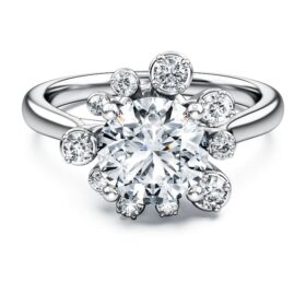 Galaxy-Ring mit im Labor gezüchteten Diamanten, 2 Karat insgesamt, runde Form, 14-karätiges Weißgold Galaxy-Ring mit im Labor gezüchteten Diamanten, 2 Karat insgesamt, runde Form, 14-karätiges Weißgold