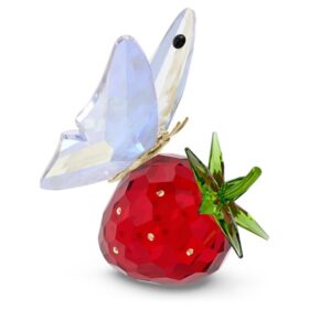 Idyllia – Schmetterling und Erdbeere