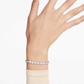Imber Tennisarmband mit rundgeschliffenen Kristallen, weiß, rhodiniert Imber Tennisarmband mit rundgeschliffenen Kristallen, weiß, rhodiniert